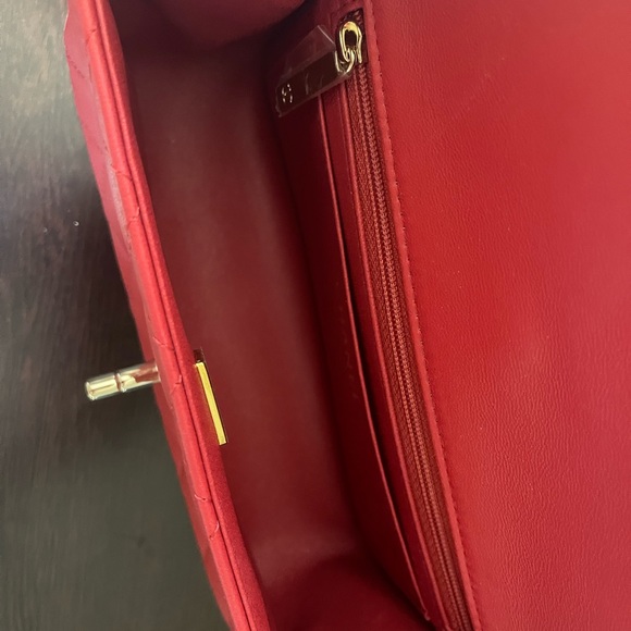 22p Chanel flap mini top handle - Picture 5 of 11